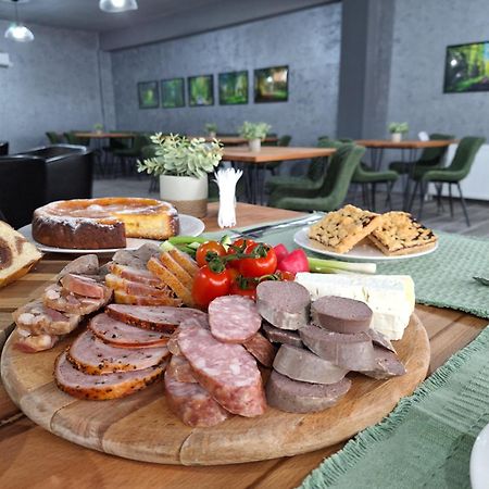 Danifeld Inn Voronet Zewnętrze zdjęcie