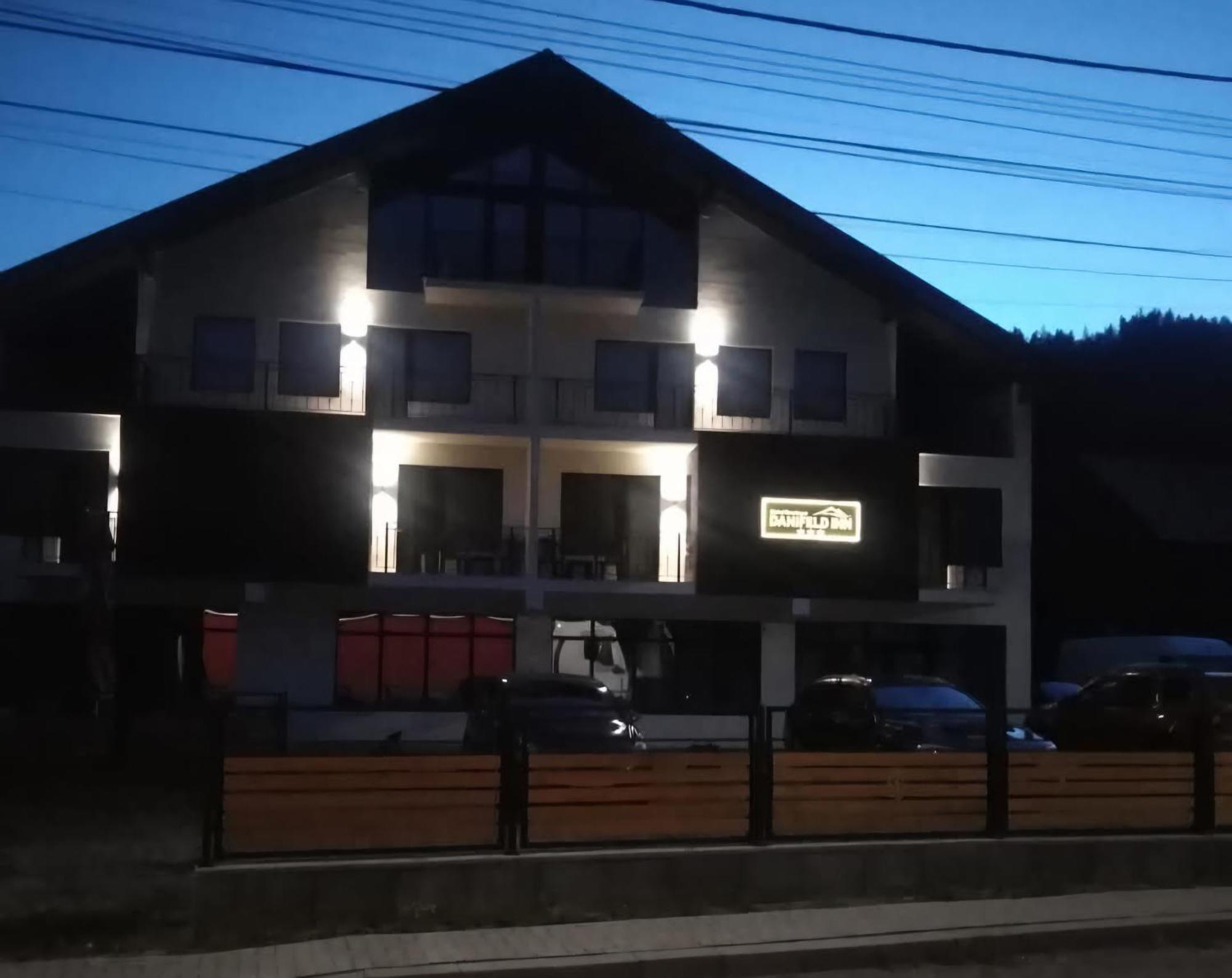Danifeld Inn Voronet Zewnętrze zdjęcie